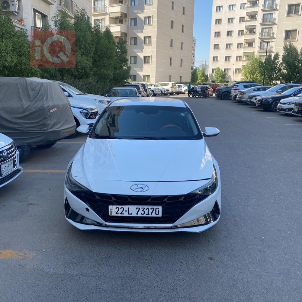 Hyundai Elantra
